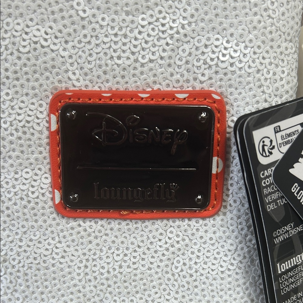 Loungefly Minnie Mouse Sequin Wallet Glows in the dark - Picture 3 of 7